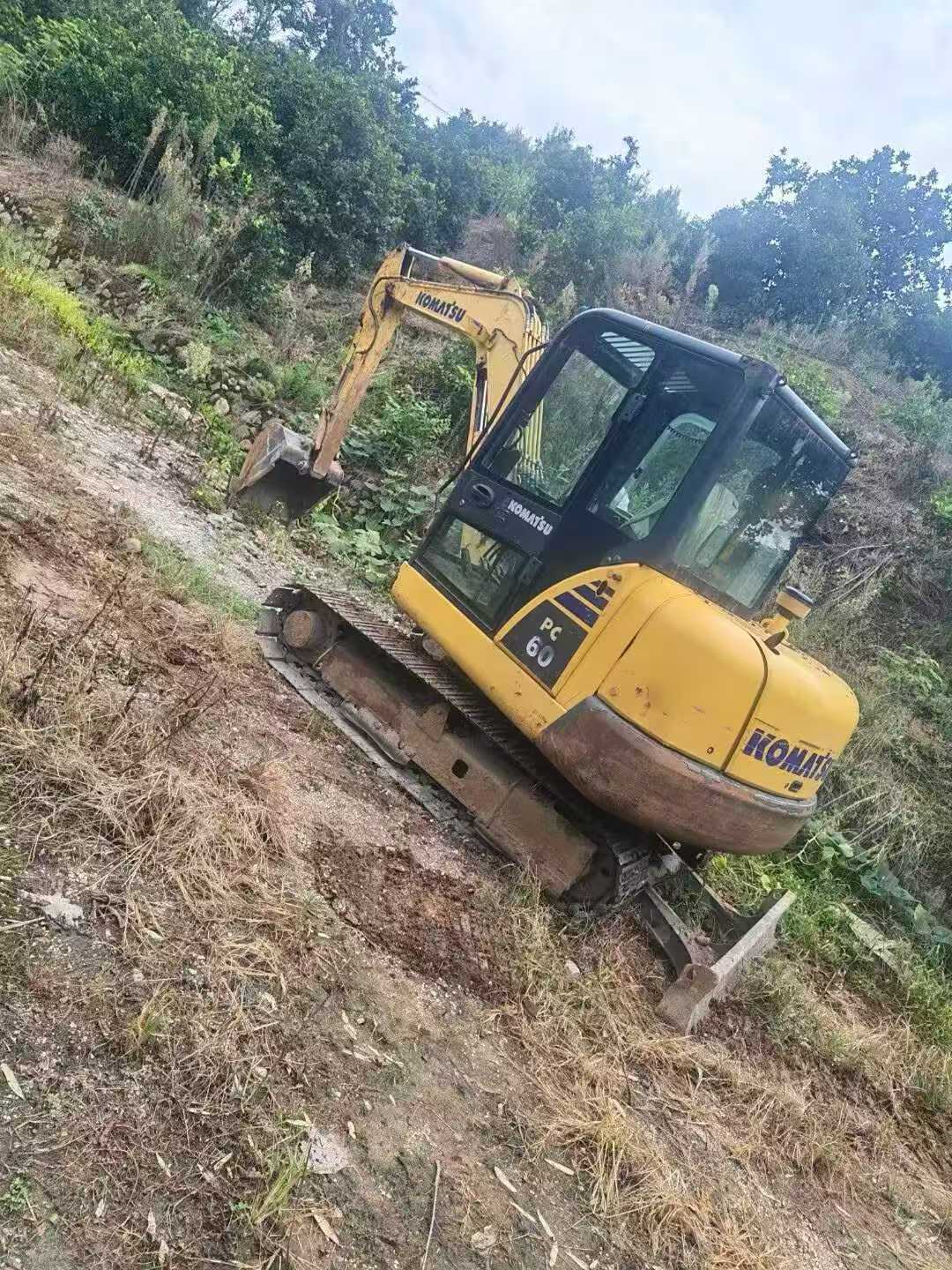 Buy Komatsu PC56-7 Used Excavator / 3 Buy Komatsu PC56-7 Used Excavator / 3