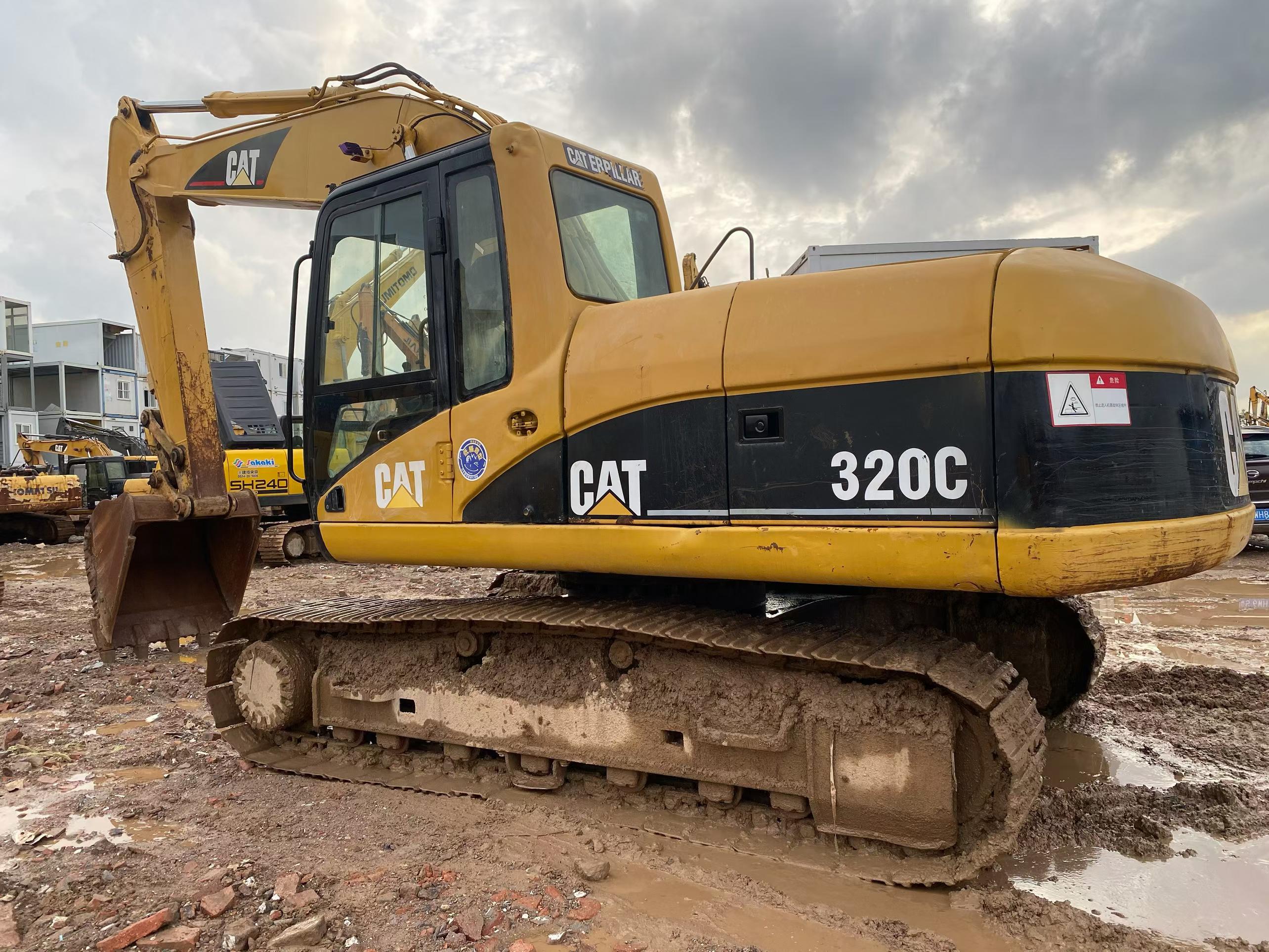 Buy Caterpillar 320C Used Excavator / 2 Buy Caterpillar 320C Used Excavator / 2
