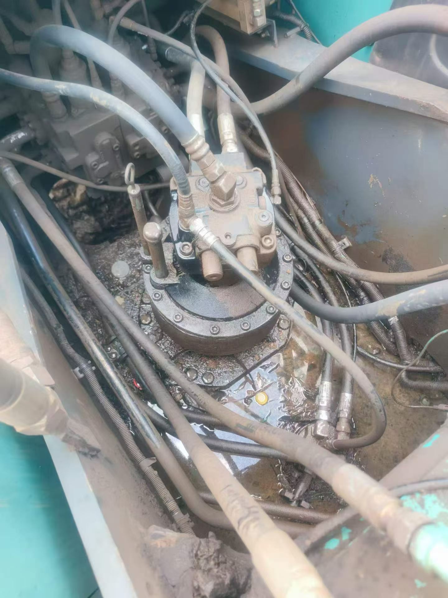 Buy Kobelco SK260 Used Excavator / 4 Buy Kobelco SK260 Used Excavator / 4