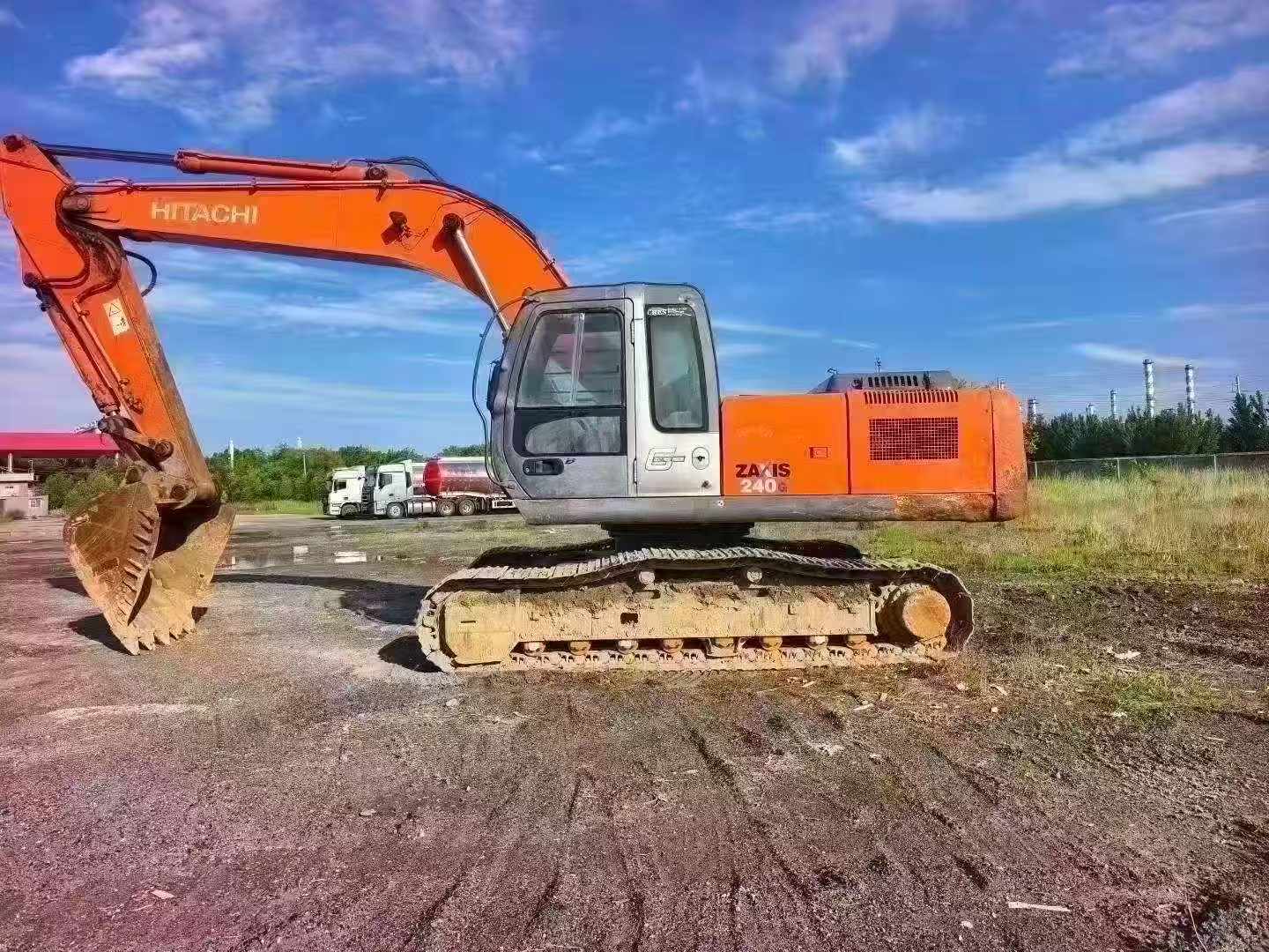 Buy Hitachi ZX240-3G Used Excavator / 2 Buy Hitachi ZX240-3G Used Excavator / 2