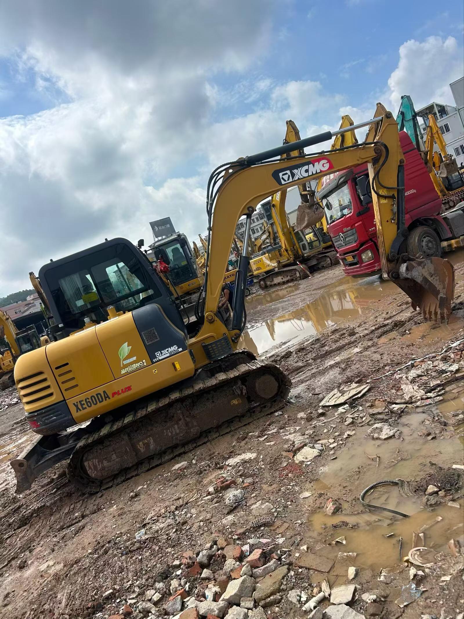 Buy XCMG XE60 Used Excavator / 2 Buy XCMG XE60 Used Excavator / 2