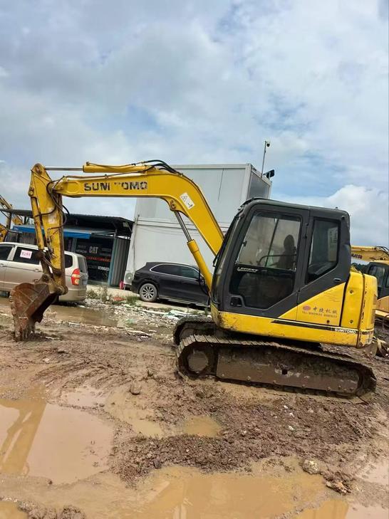 Buy Sumitomo SH80-6 Used Excavator / 1