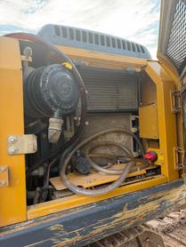 Buy XCMG XE135B Used Excavator / 7 Buy XCMG XE135B Used Excavator / 7