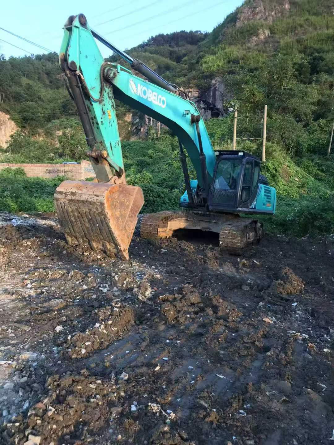 Buy Kobelco SK380D Used Excavator / 2 Buy Kobelco SK380D Used Excavator / 2