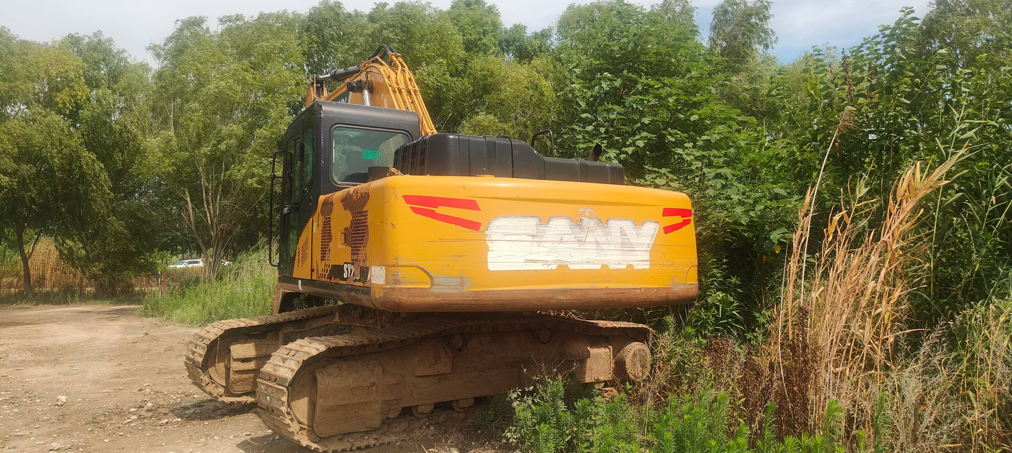 Buy Sany SY200C Used Excavator / 2 Buy Sany SY200C Used Excavator / 2