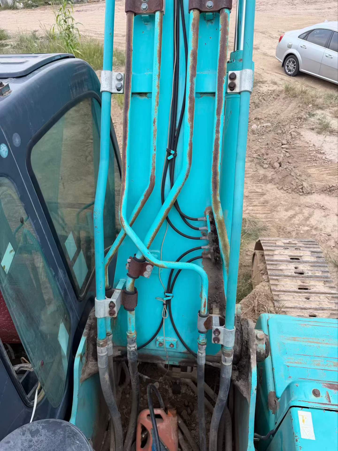 Buy Kobelco SK210 Used Excavator / 3