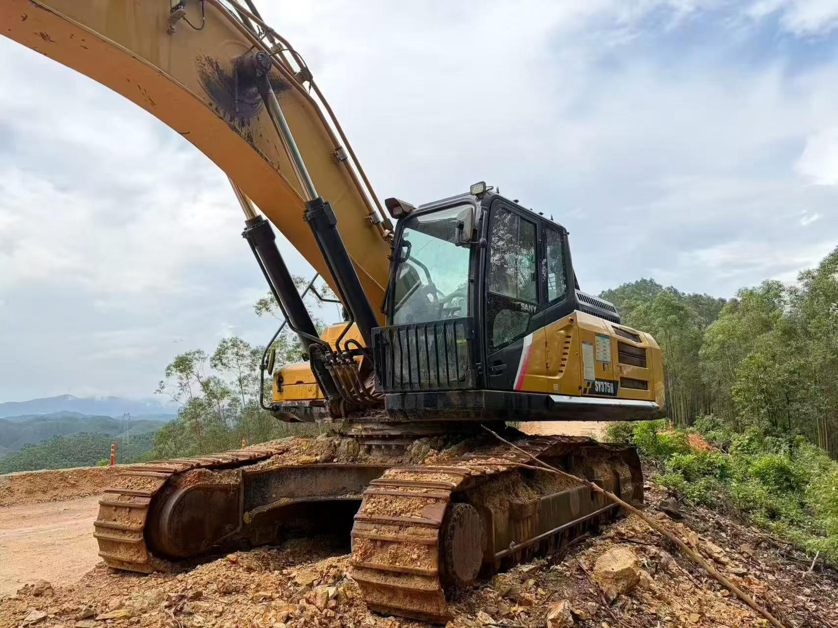 Buy Sany SY375H Used Excavator / 3 Buy Sany SY375H Used Excavator / 3