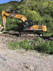 Buy Sany SY245H Used Excavator / 9 Buy Sany SY245H Used Excavator / 9