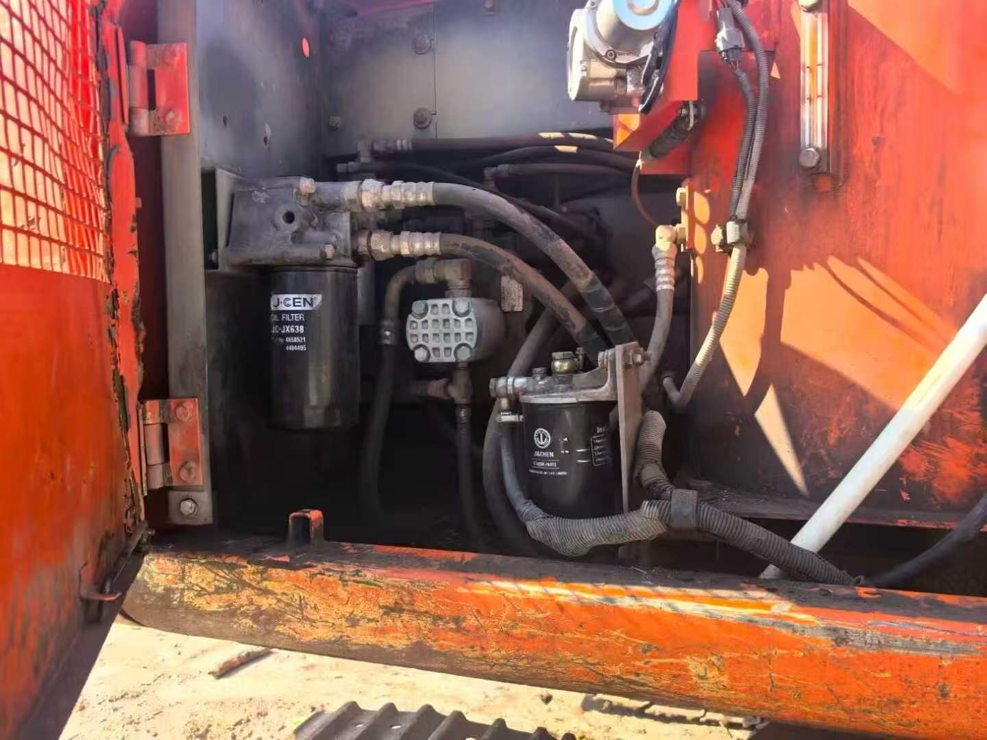 Buy Hitachi EX130 Used Excavator / 4 Buy Hitachi EX130 Used Excavator / 4