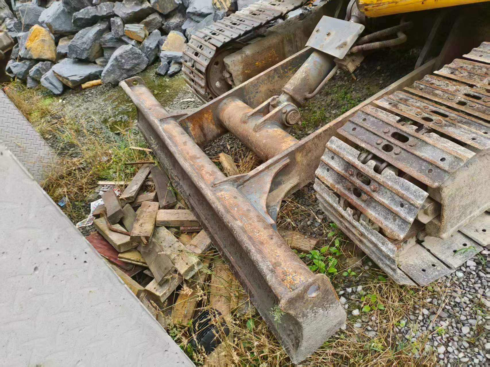 Buy XCMG LW60G Used Excavator / 3 Buy XCMG LW60G Used Excavator / 3