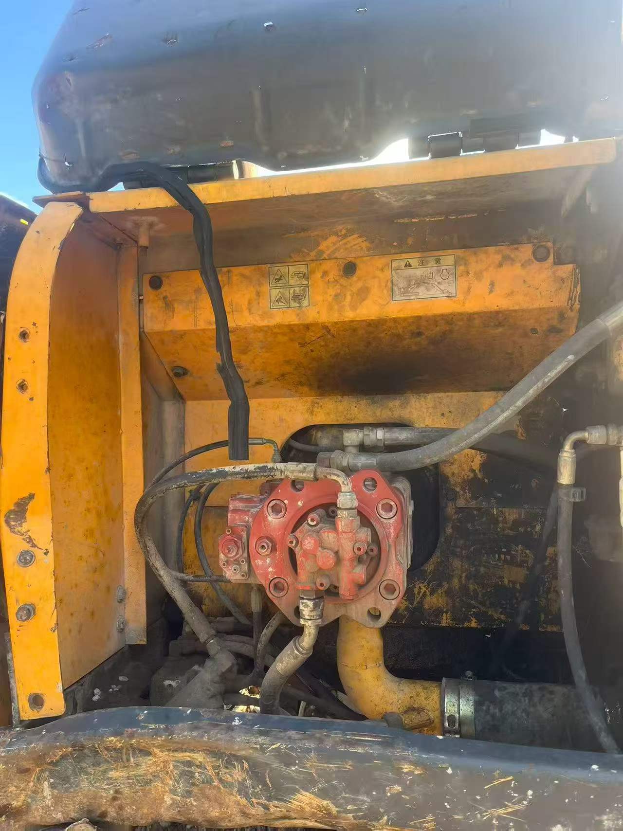 Buy Hyundai R225-7 Used Excavator / 5 Buy Hyundai R225-7 Used Excavator / 5
