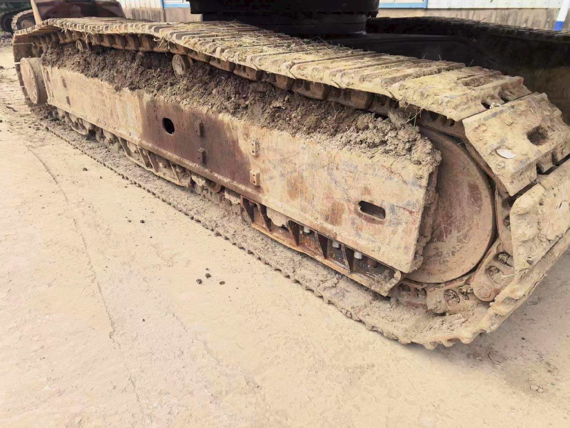 Buy Hitachi ZX490LCH-5A Used Excavator / 8 Buy Hitachi ZX490LCH-5A Used Excavator / 8