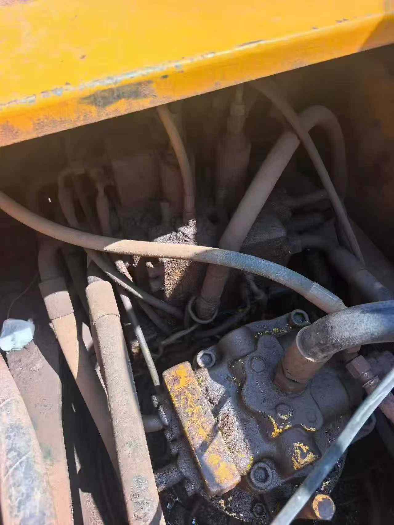 Buy Hyundai R215-7 Used Excavator / 5 Buy Hyundai R215-7 Used Excavator / 5