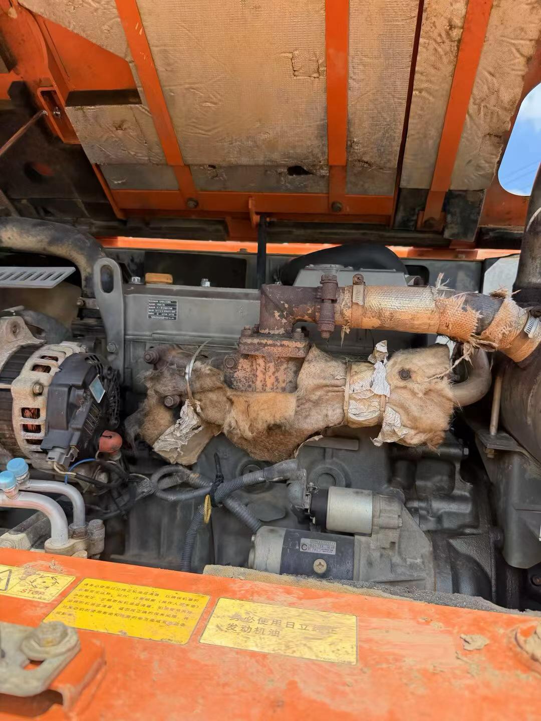 Buy Hitachi EX70 Used Excavator / 2