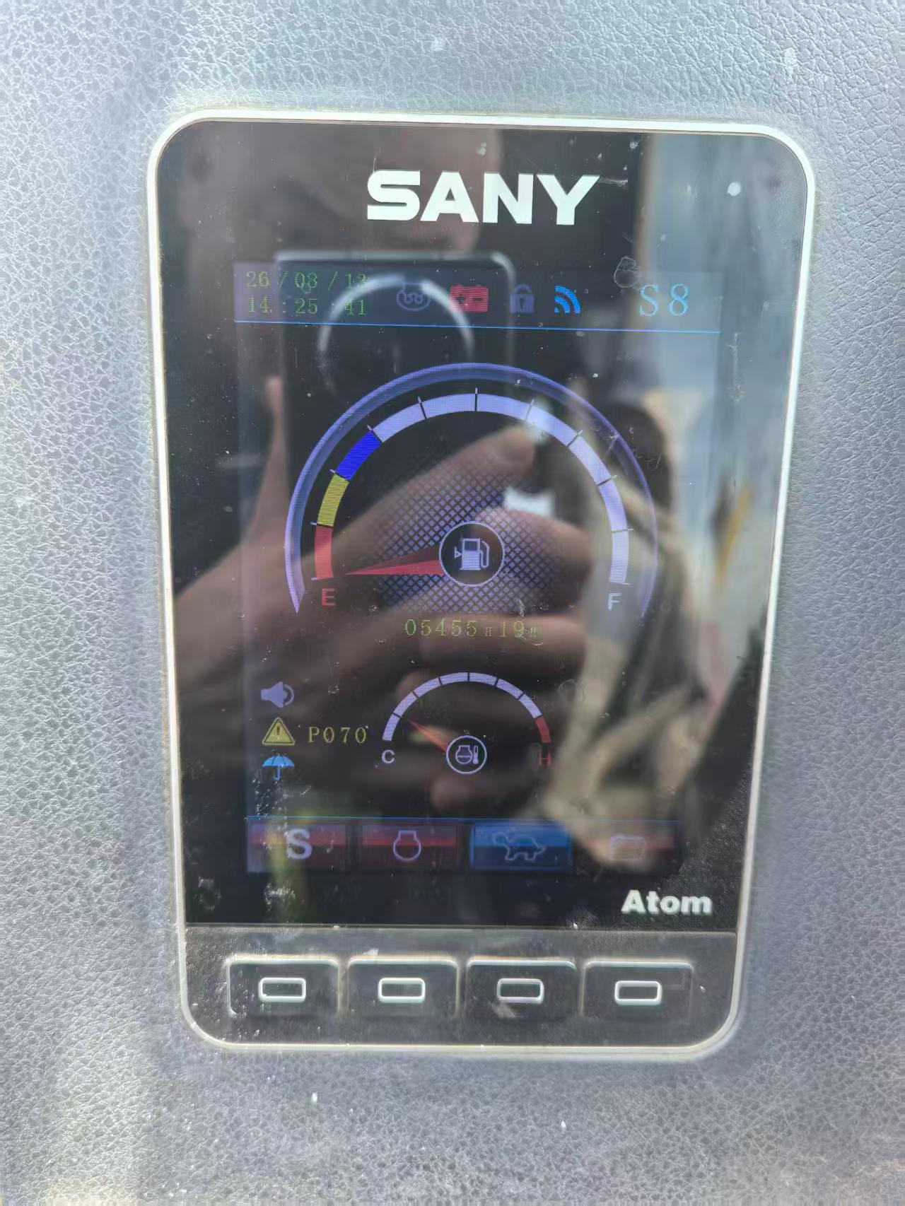 Buy Sany SY60 Used Excavator / 3 Buy Sany SY60 Used Excavator / 3