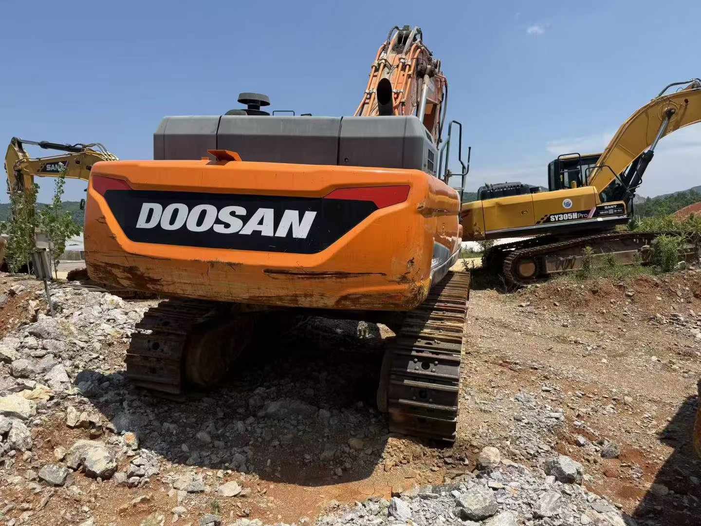 Buy Doosan DX520LC Used Excavator / 5