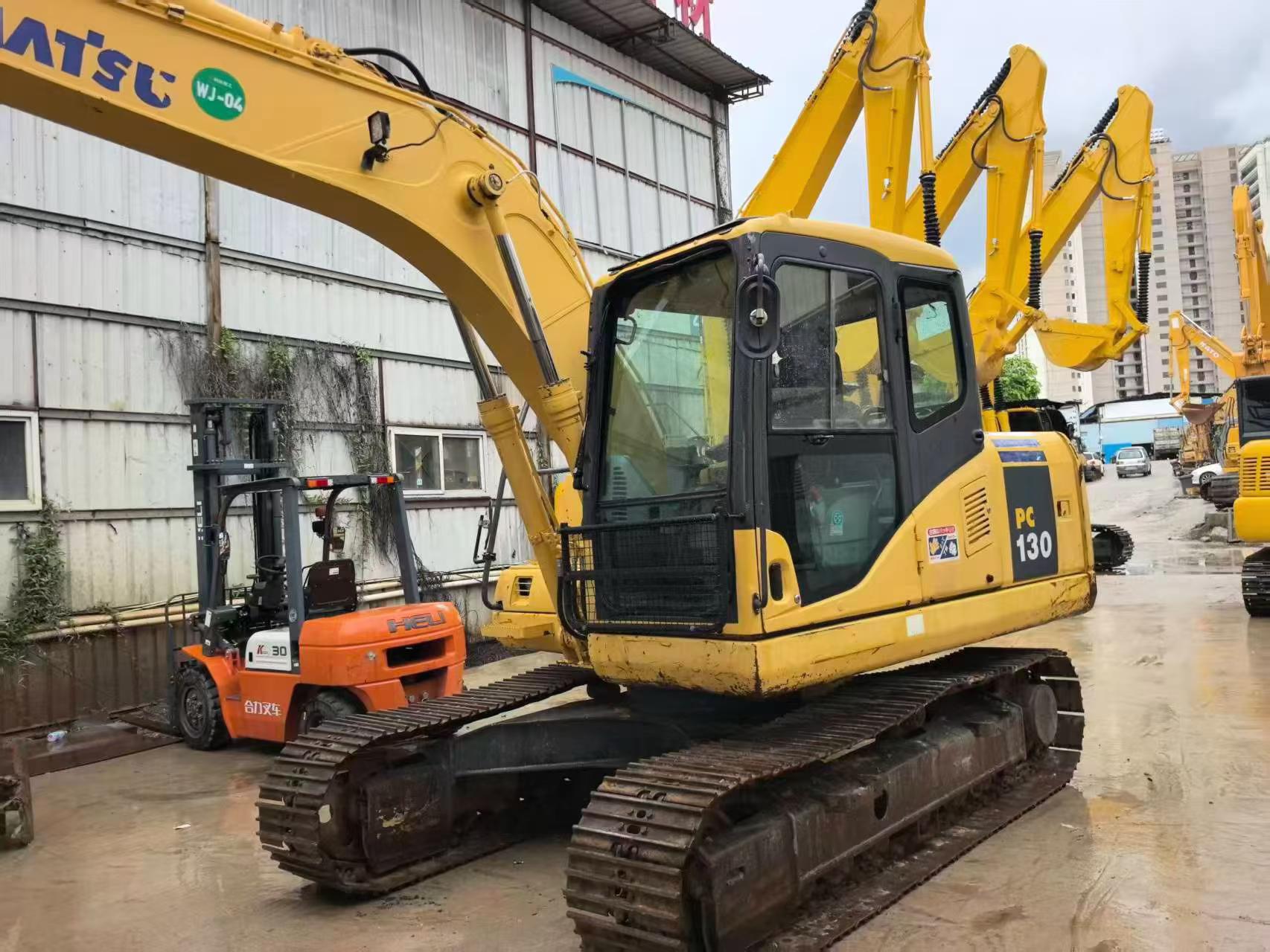 Buy Komatsu PC130-7 Used Excavator / 2 Buy Komatsu PC130-7 Used Excavator / 2
