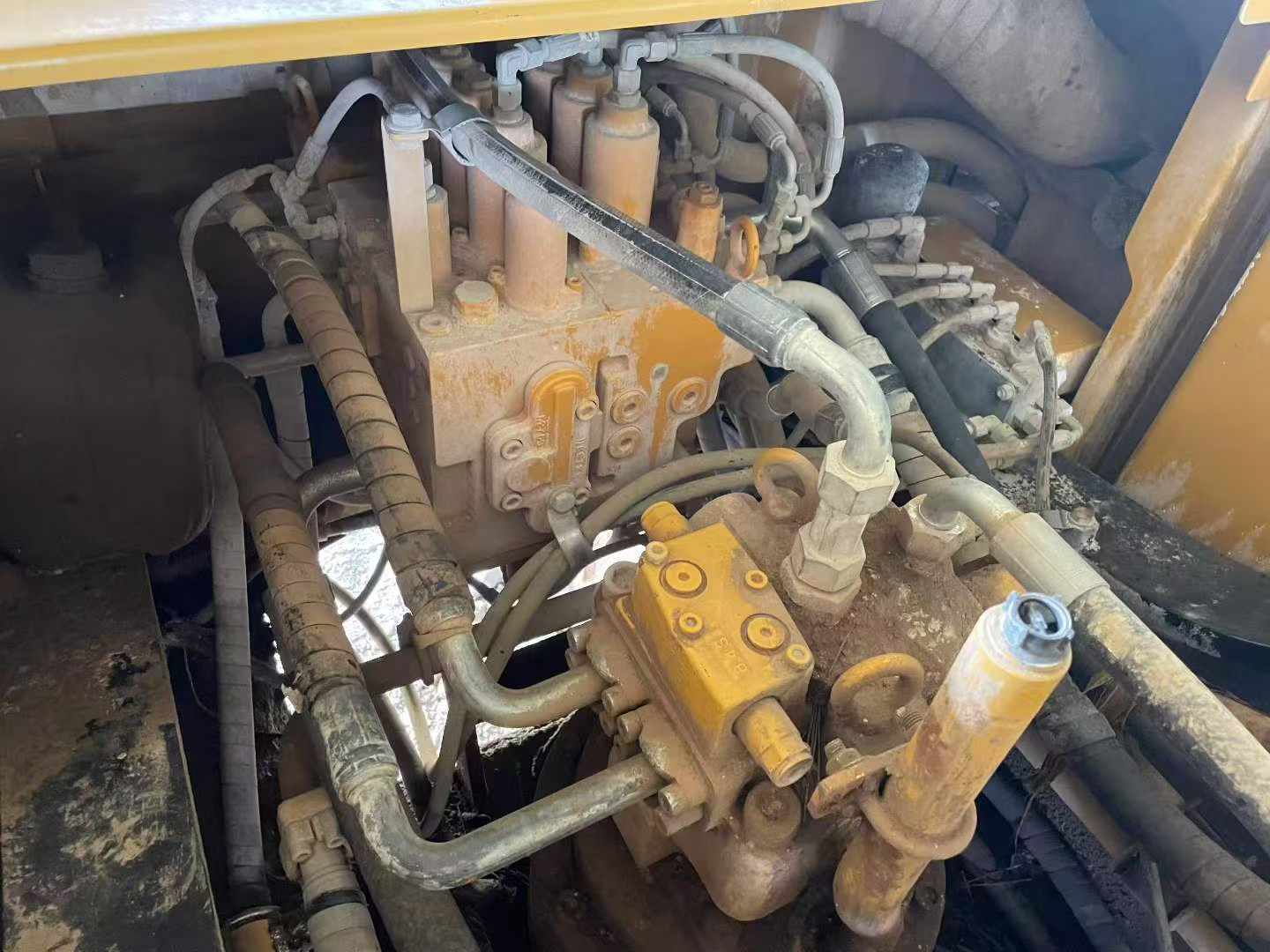 Buy Sany SY245H Used Excavator / 3