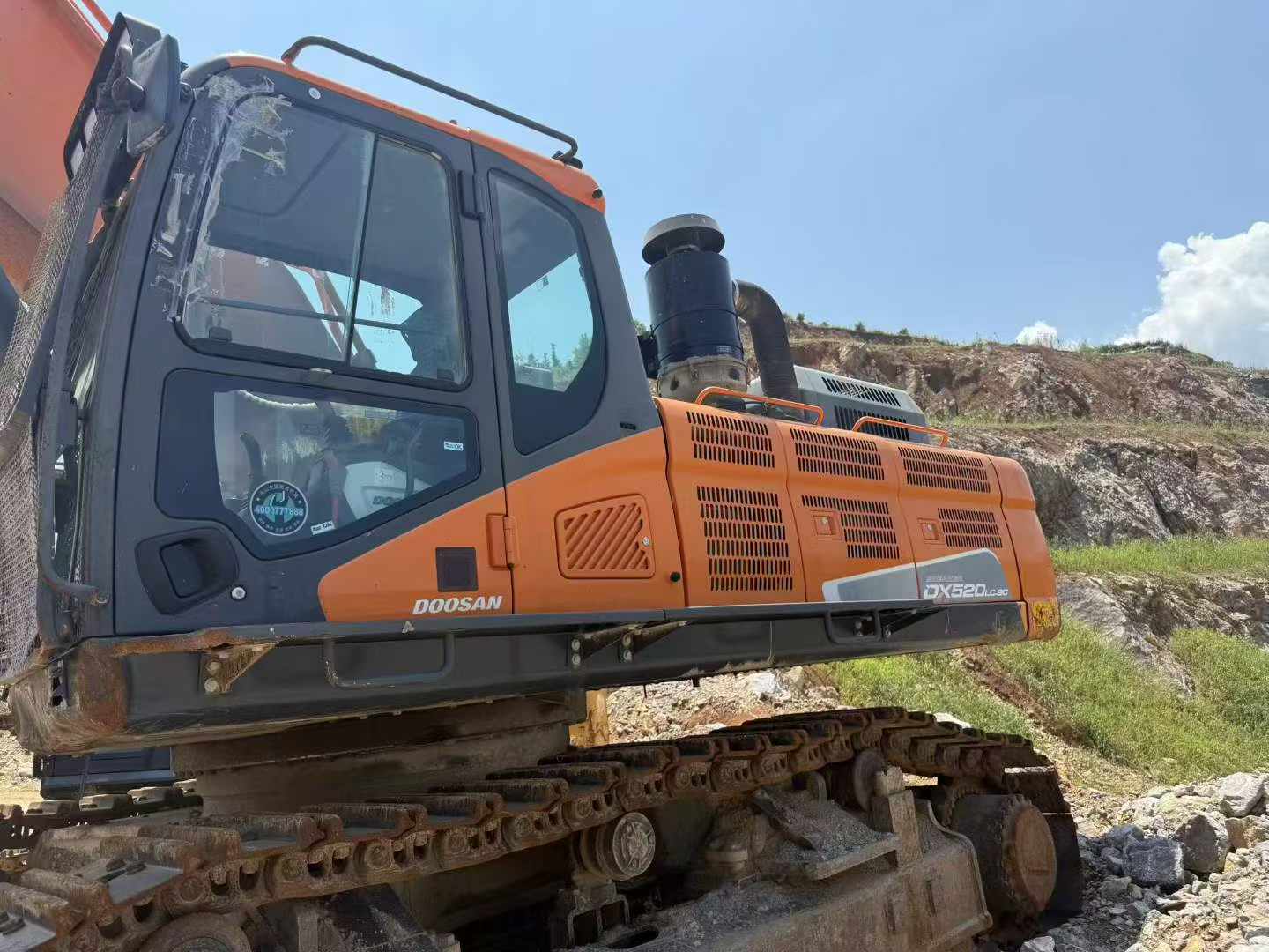 Buy Doosan DX520LC Used Excavator / 2