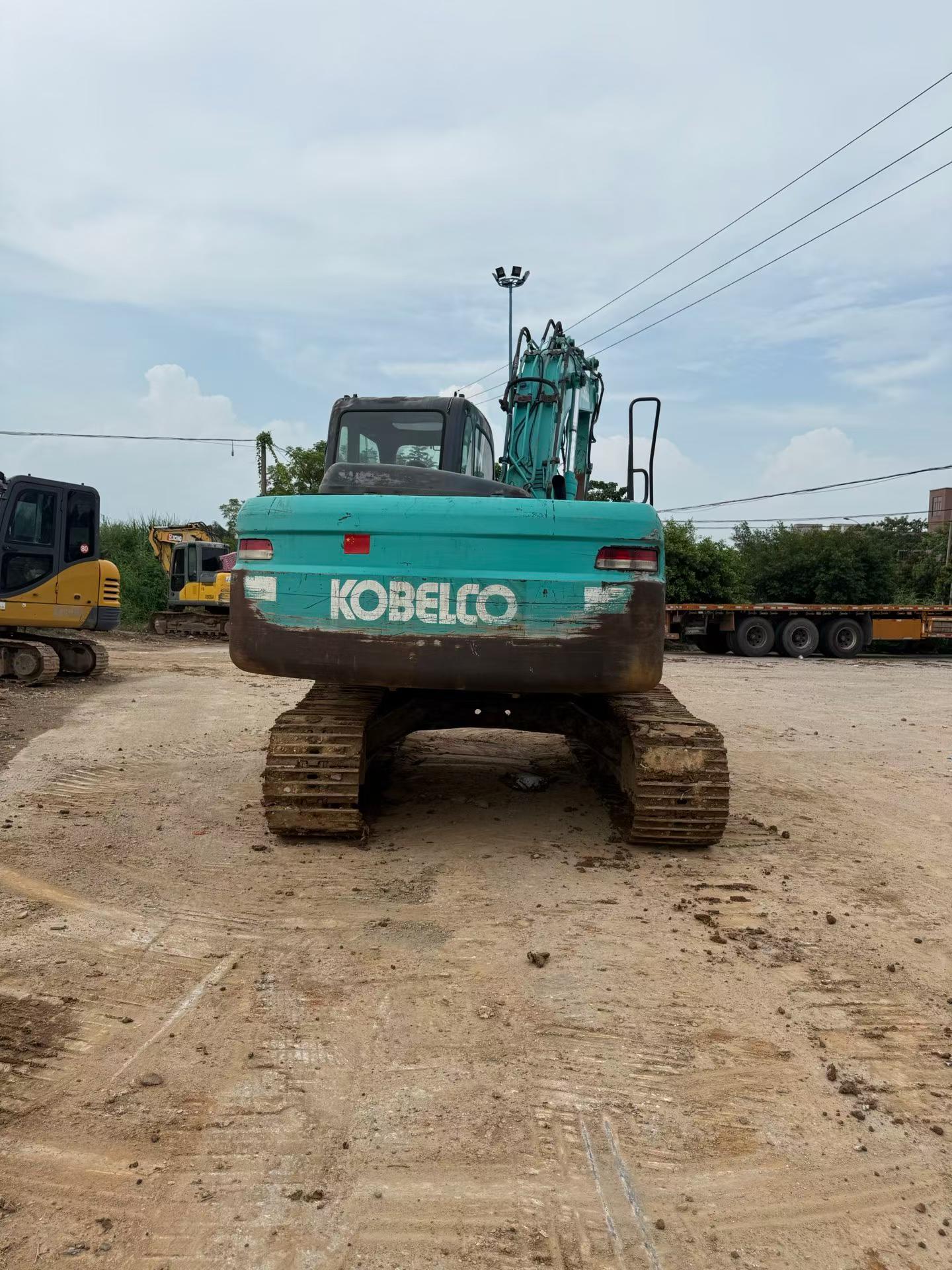 Buy Kobelco SK140LC-8 Used Excavator / 3