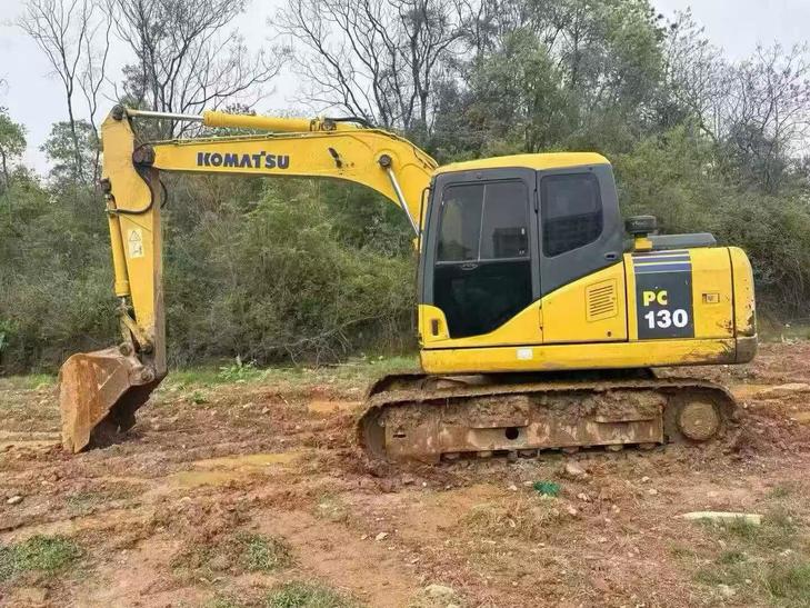 Buy Komatsu PC110-7 Used Excavator / 1