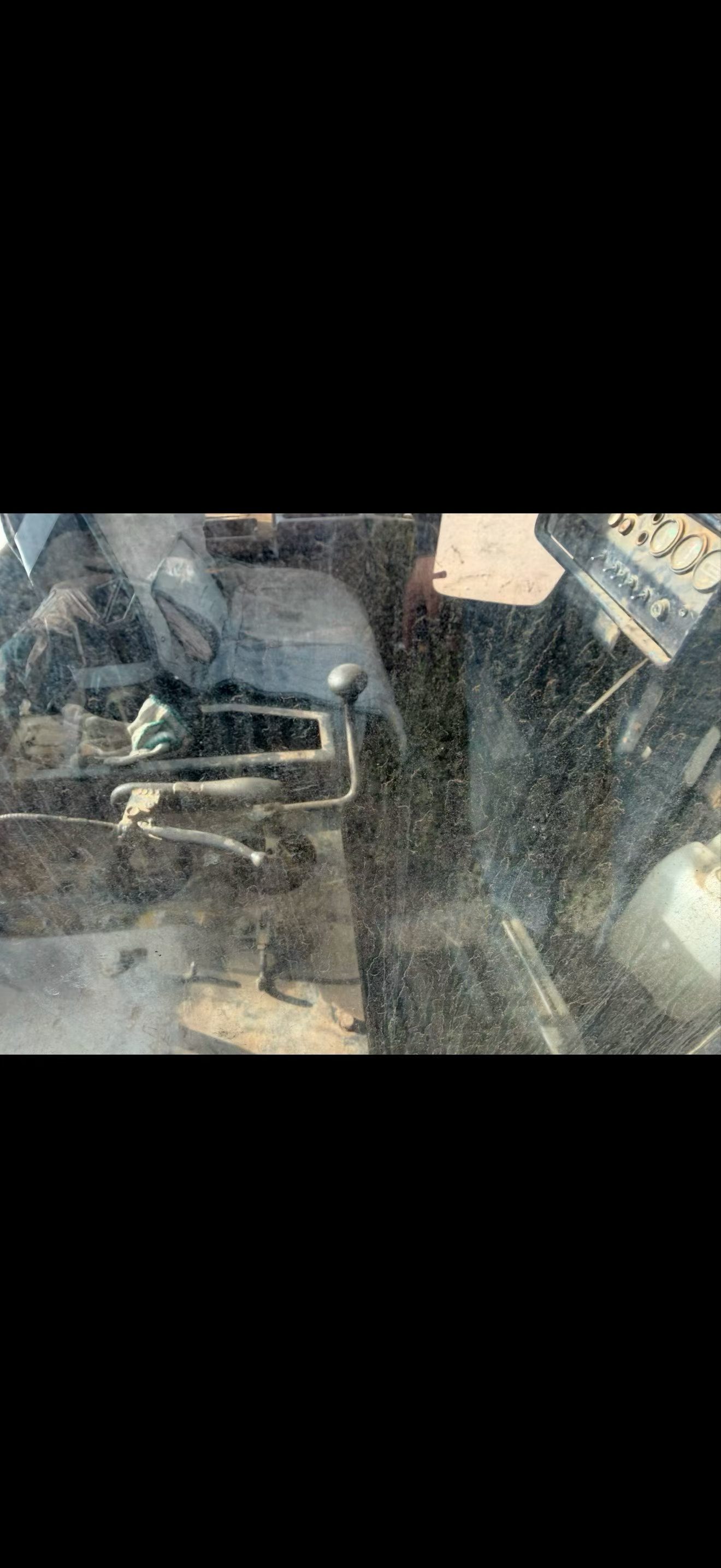 Buy Komatsu PC10-2 Used Excavator / 9 Buy Komatsu PC10-2 Used Excavator / 9