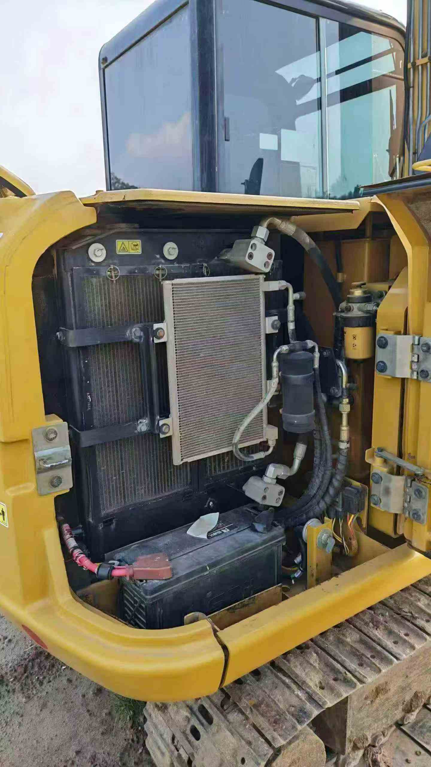 Buy Caterpillar 306D Used Excavator / 9