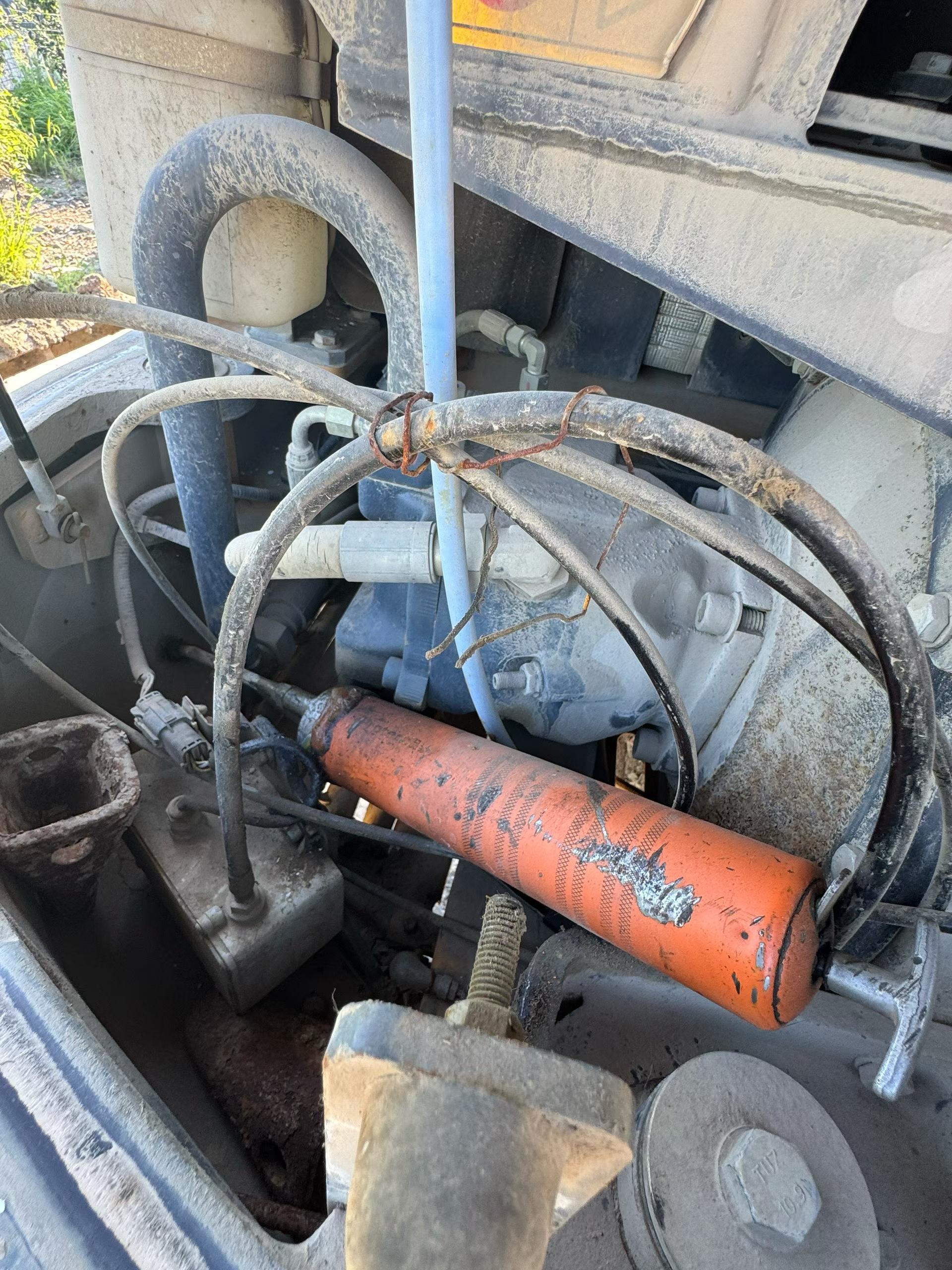 Buy XCMG LW60G Used Excavator / 9 Buy XCMG LW60G Used Excavator / 9