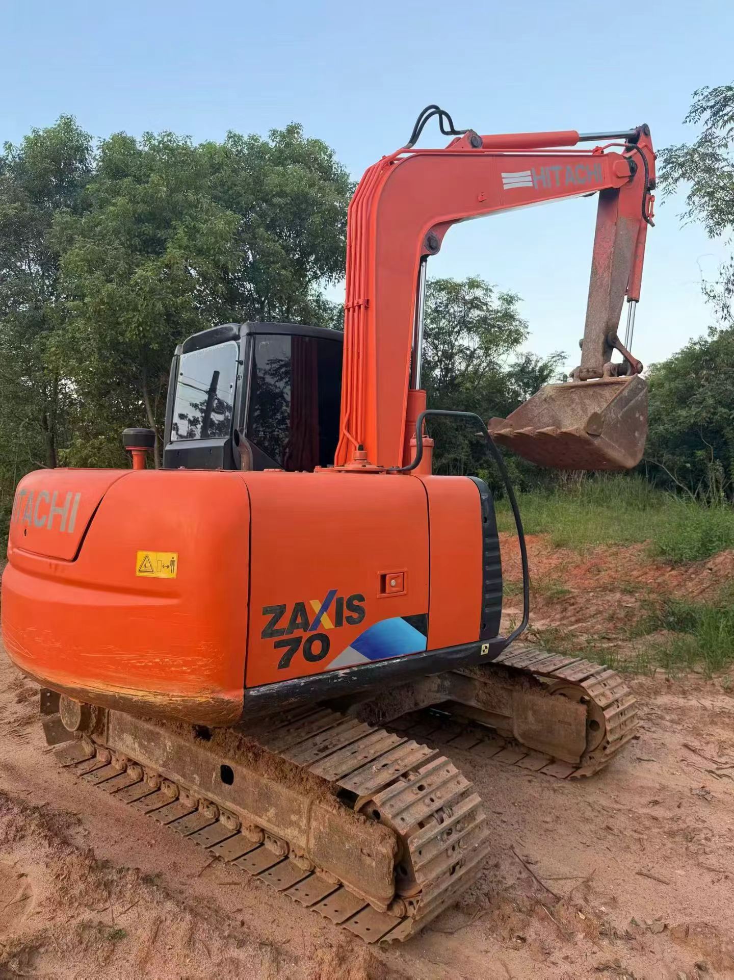 Buy Hitachi EX70 Used Excavator / 9
