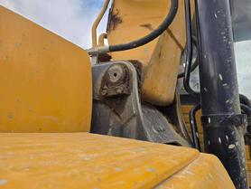 Buy Sany SY205C-8 Used Excavator / 2 Buy Sany SY205C-8 Used Excavator / 2