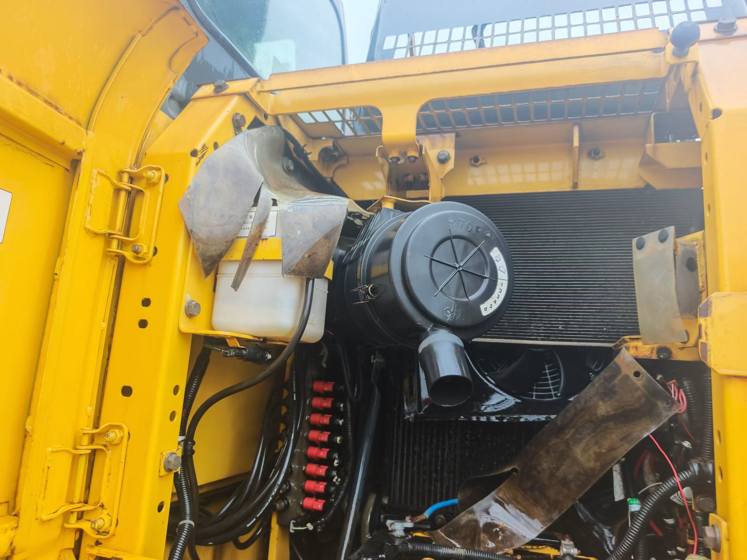 Buy Komatsu PC110-7 Used Excavator / 3 Buy Komatsu PC110-7 Used Excavator / 3