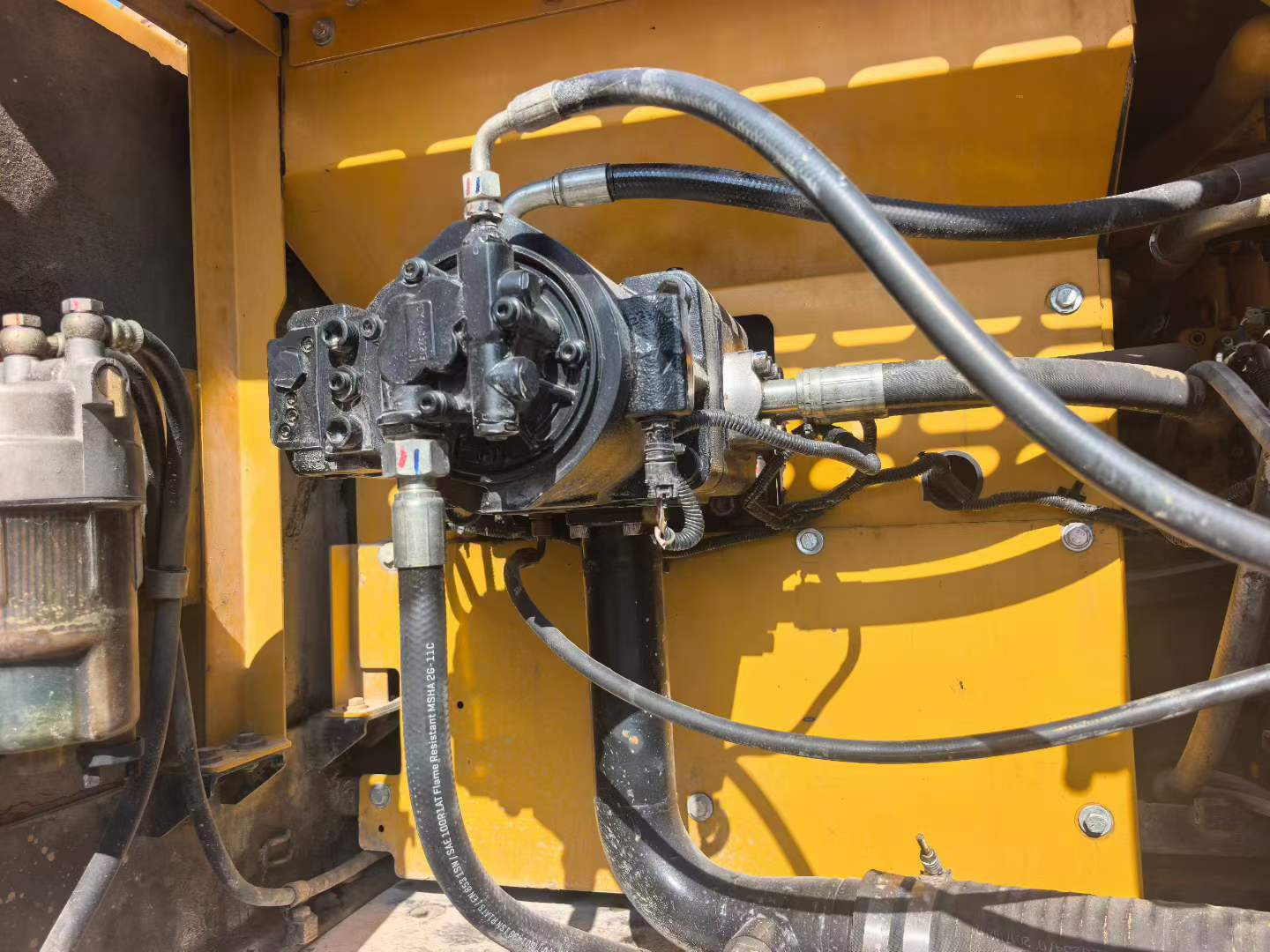 Buy Sany SY245H Used Excavator / 1
