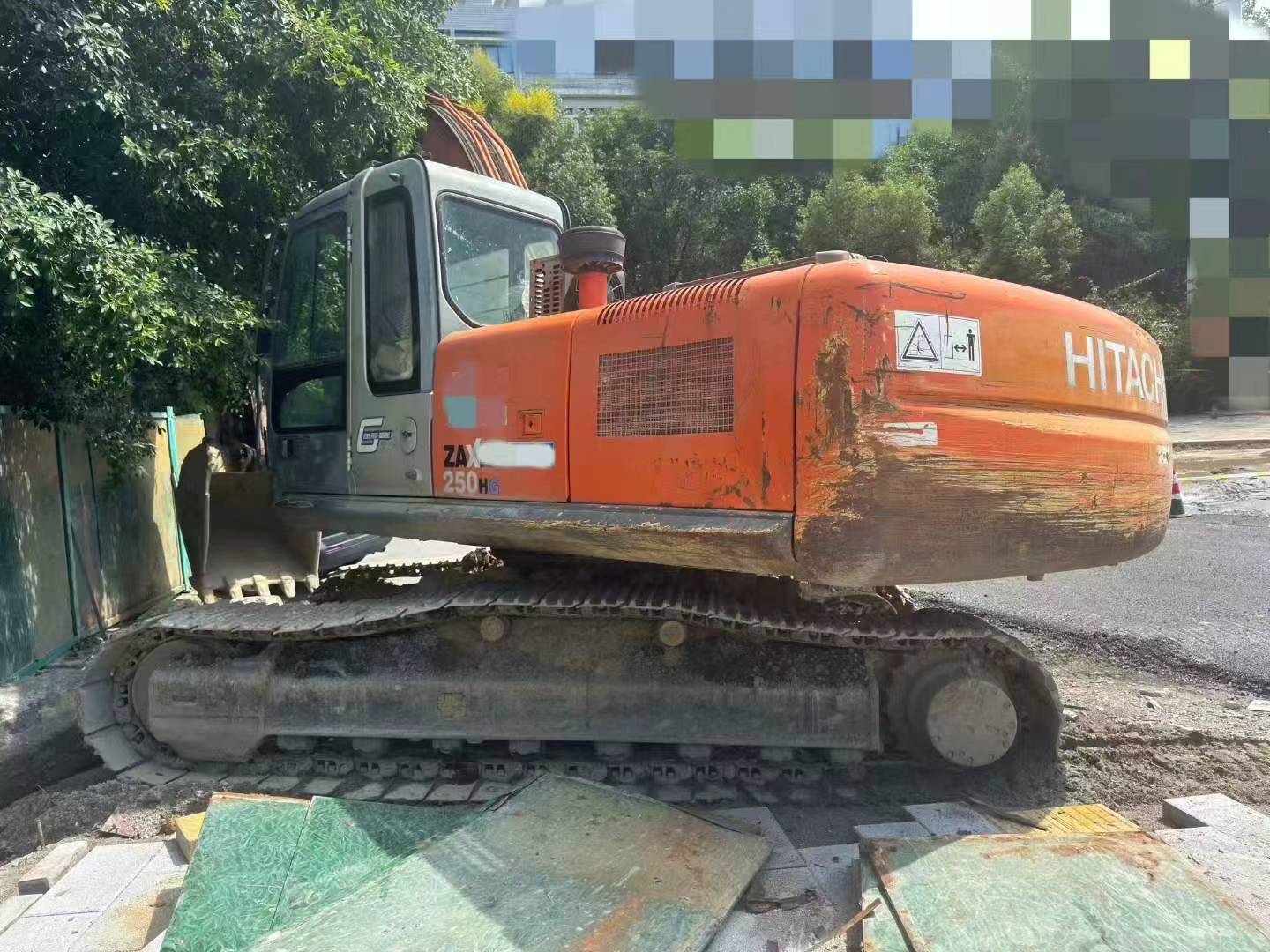 Buy Hitachi EX250-5 Used Excavator / 1