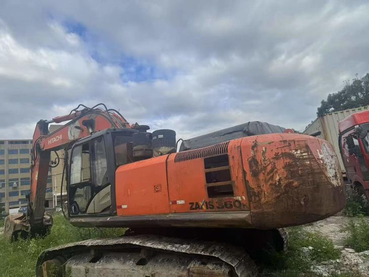 Buy Hitachi EX360-5 Used Excavator / 1