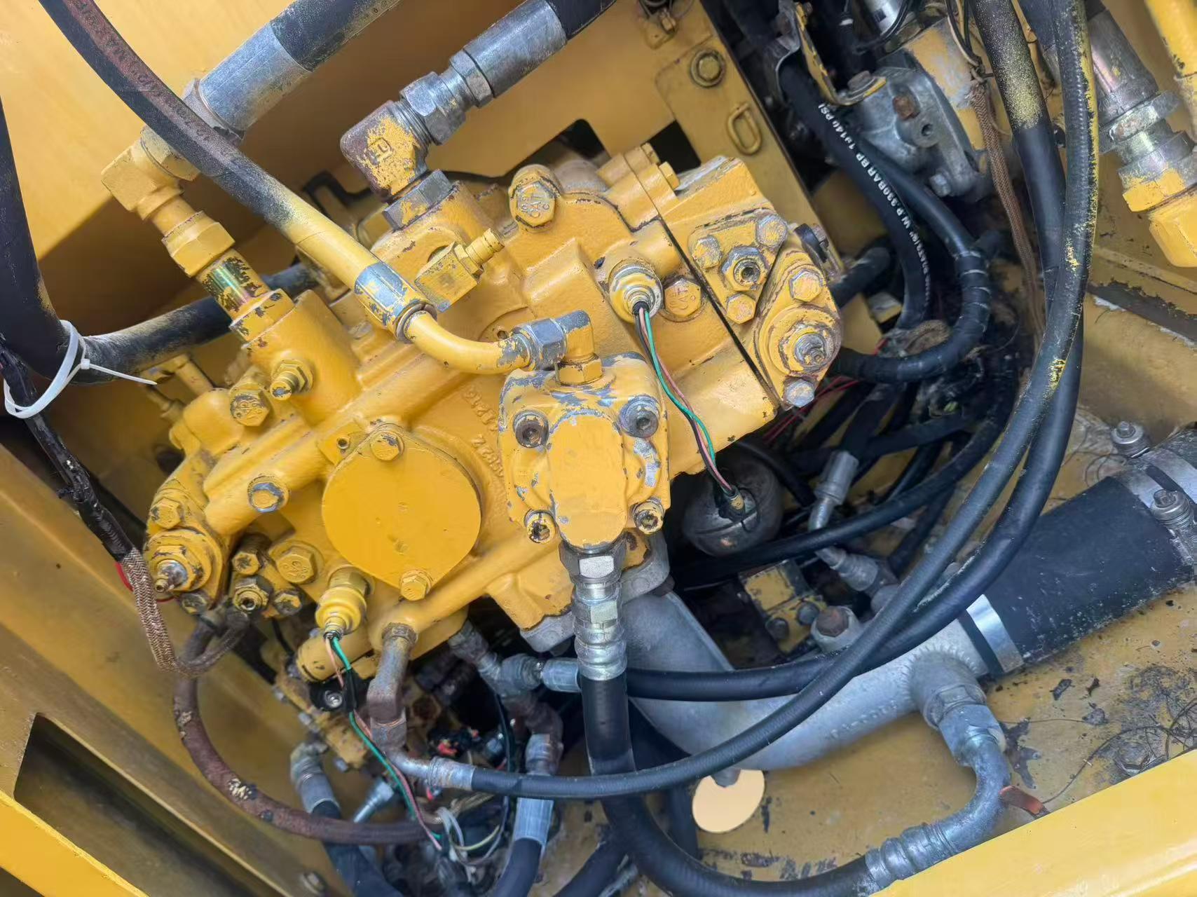 Buy Caterpillar 312C Used Excavator / 6 Buy Caterpillar 312C Used Excavator / 6