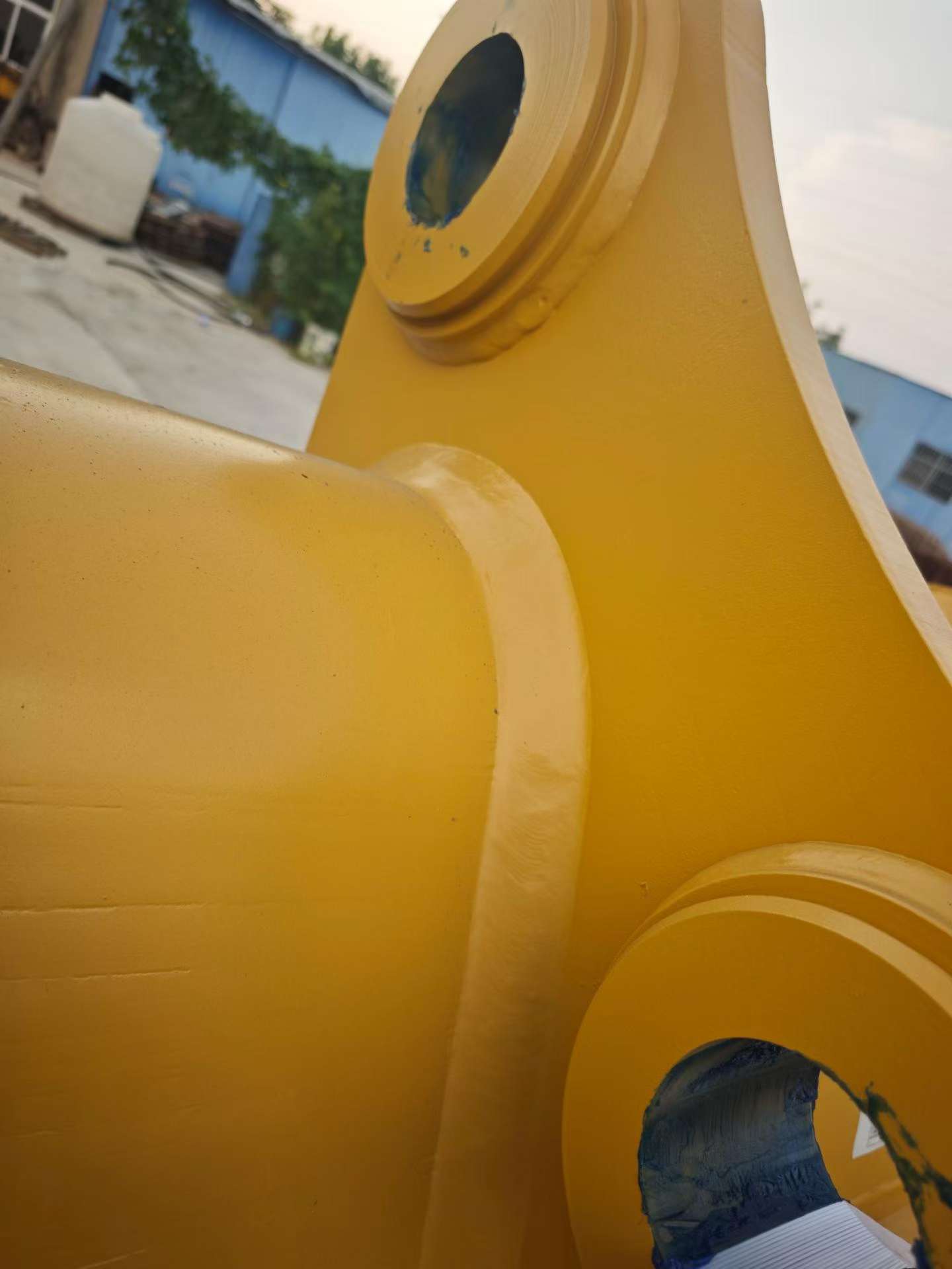 Buy Caterpillar 323 Used Excavator / 1