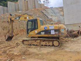 Buy Caterpillar 320C Used Excavator / 2 Buy Caterpillar 320C Used Excavator / 2