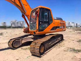 Buy Doosan DH225-9 Used Excavator / 4 Buy Doosan DH225-9 Used Excavator / 4