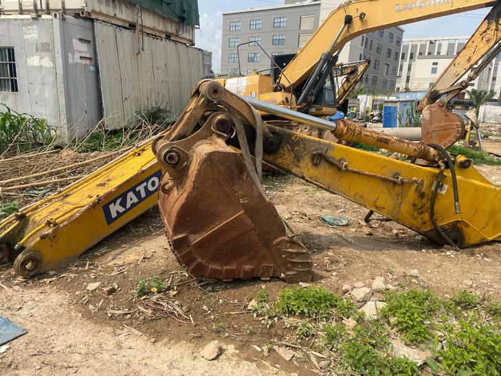 Buy Kato Used Excavator / 1