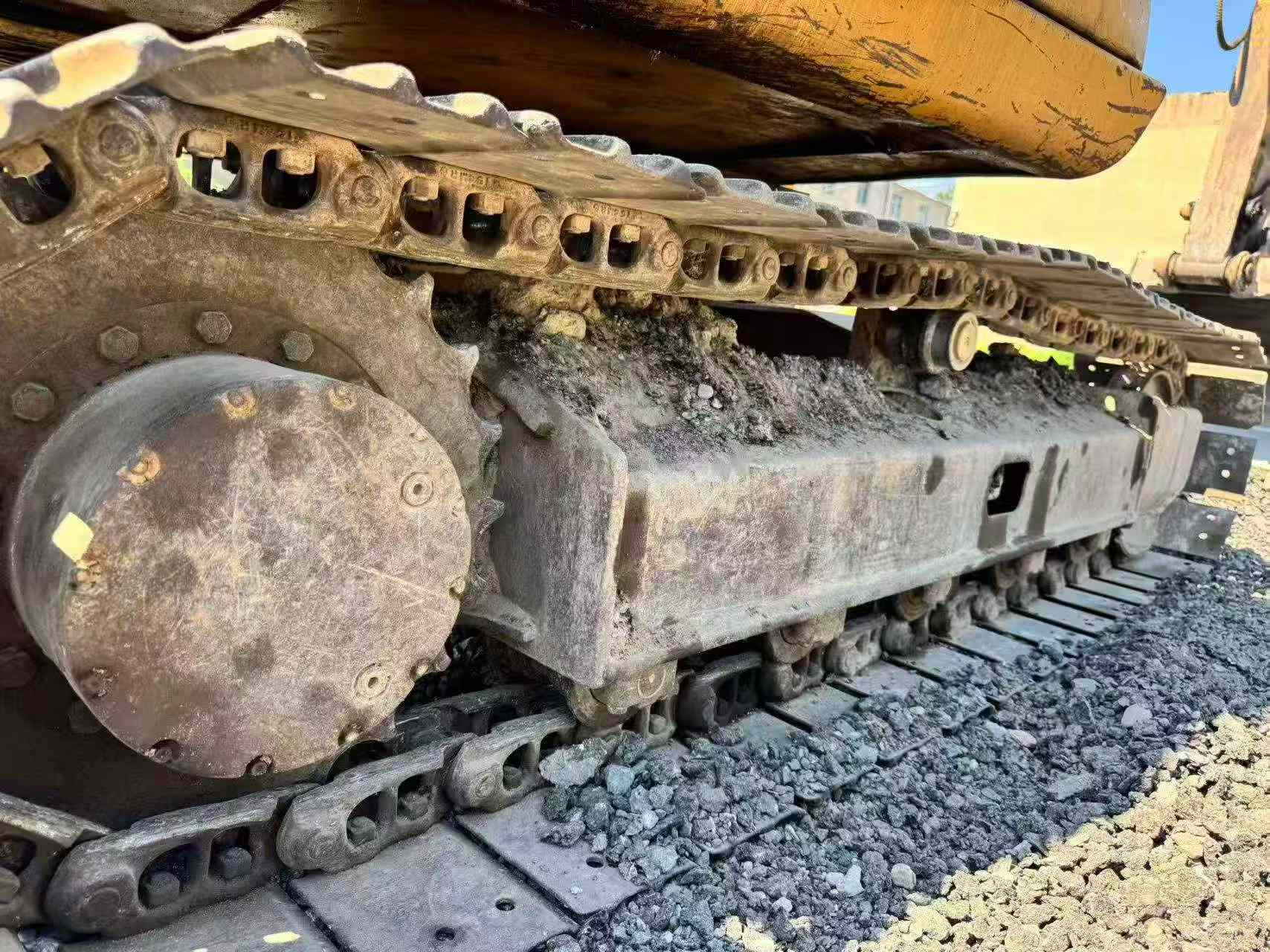 Buy Caterpillar 307B Used Excavator / 4 Buy Caterpillar 307B Used Excavator / 4