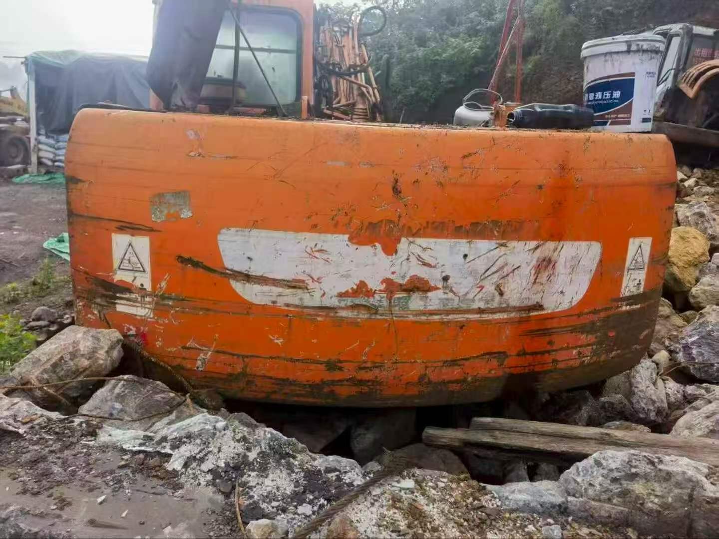 Buy Doosan DH150-7 Used Excavator / 2 Buy Doosan DH150-7 Used Excavator / 2