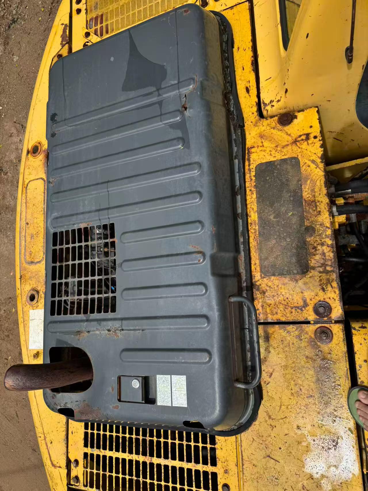 Buy Komatsu PC120-6E Used Excavator / 7