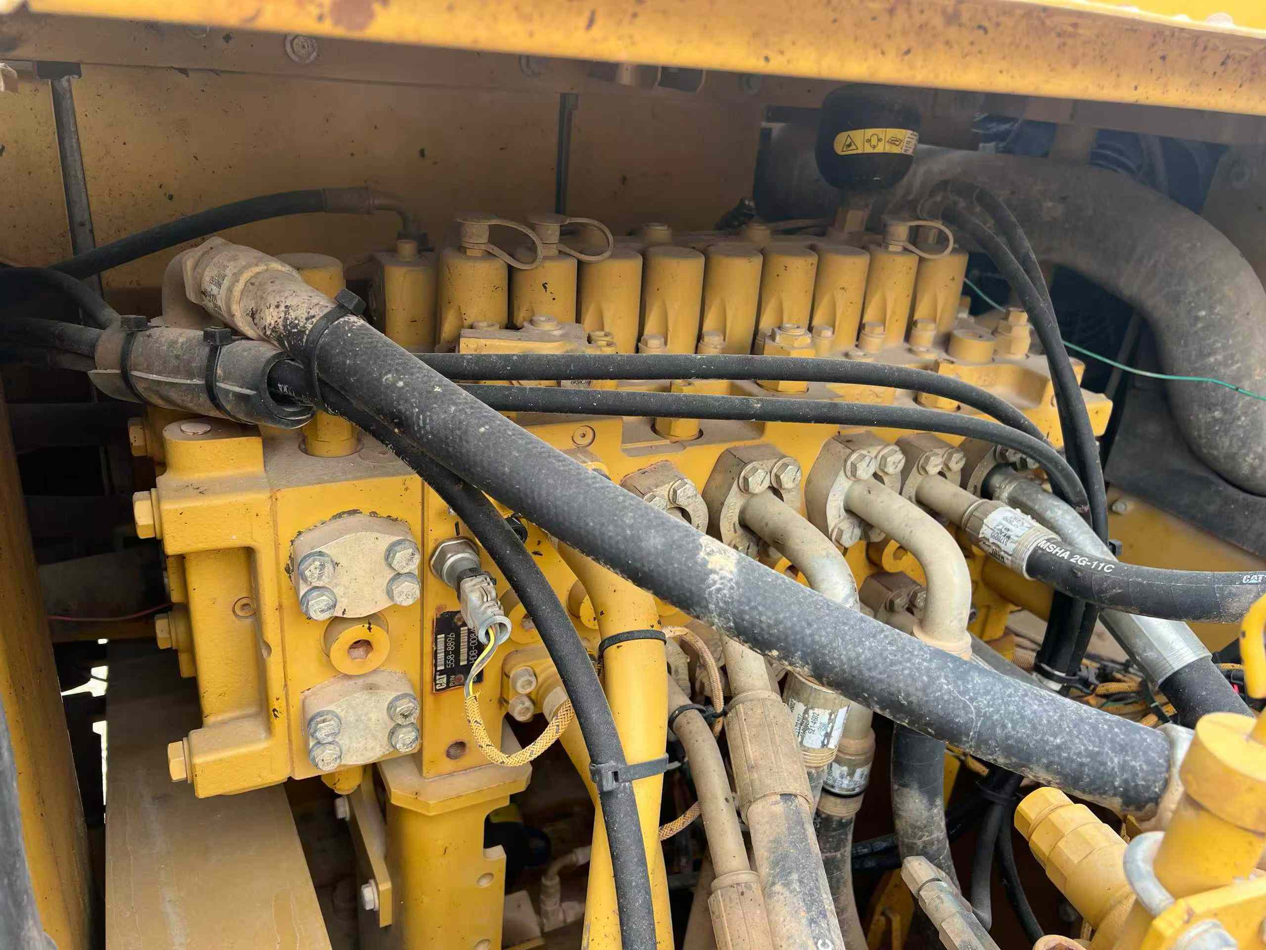 Buy Caterpillar 326DL Used Excavator / 8
