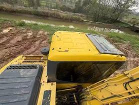 Buy Komatsu PC110-7 Used Excavator / 9 Buy Komatsu PC110-7 Used Excavator / 9