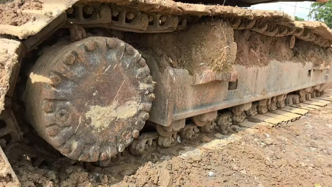 Buy Caterpillar 320C Used Excavator / 9