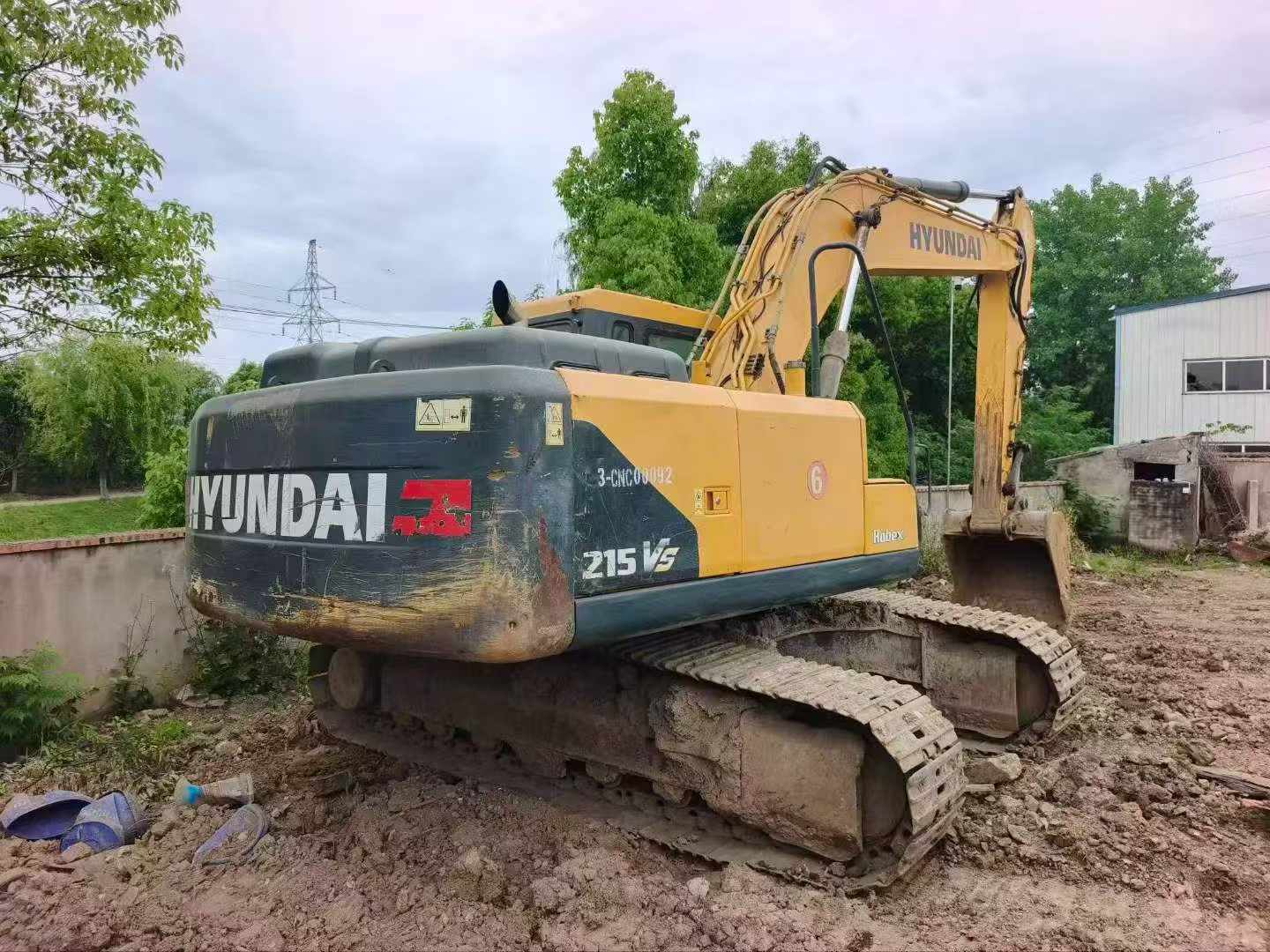 Buy Hyundai R215VS Used Excavator / 2 Buy Hyundai R215VS Used Excavator / 2
