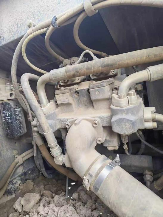 Buy Hitachi EX200 Used Excavator / 1