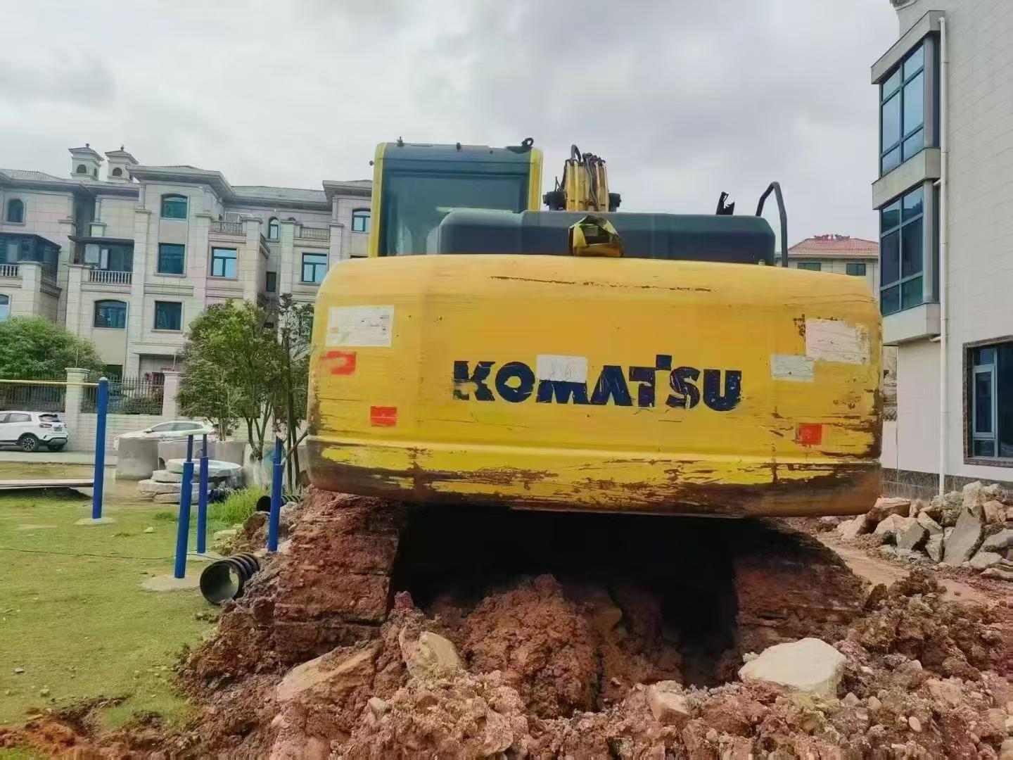 Buy Komatsu PC120-8 Used Excavator / 6