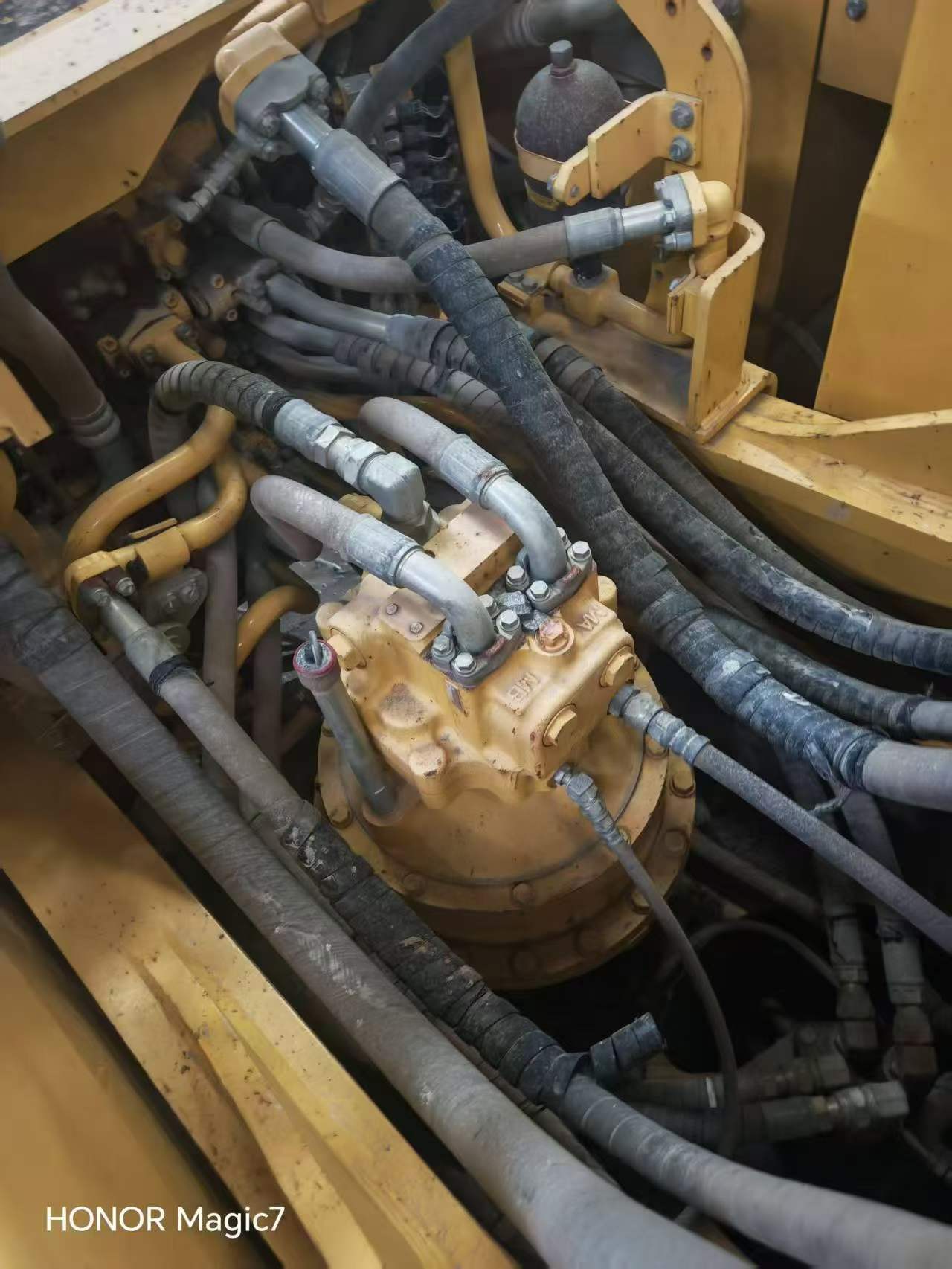 Buy Komatsu PC390LC-8M0 Used Excavator / 6