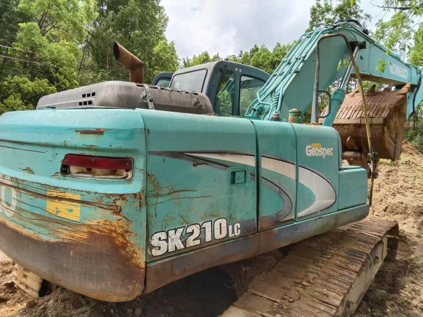 Buy Kobelco SK200 Used Excavator / 2
